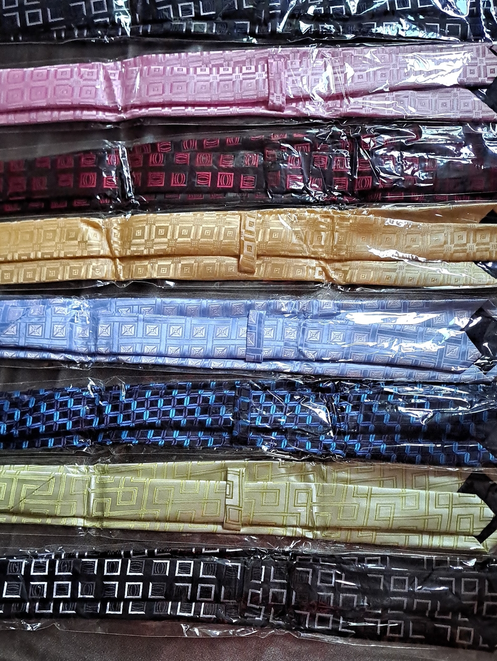 Men's Geometric Pattern Necktie - Assorted Colors 100% Polyester - Picture 9 of 11